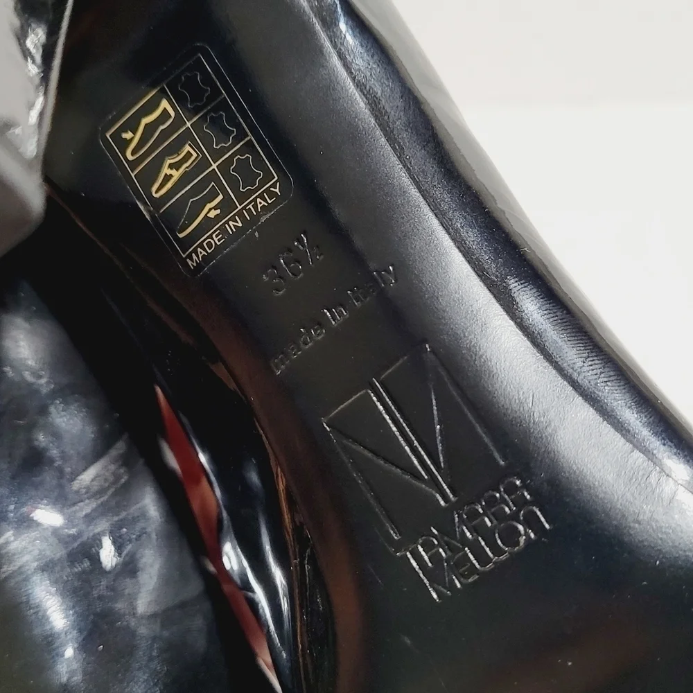 TAMARA MELLON Black Patent Leather Pumps Heels 7.5